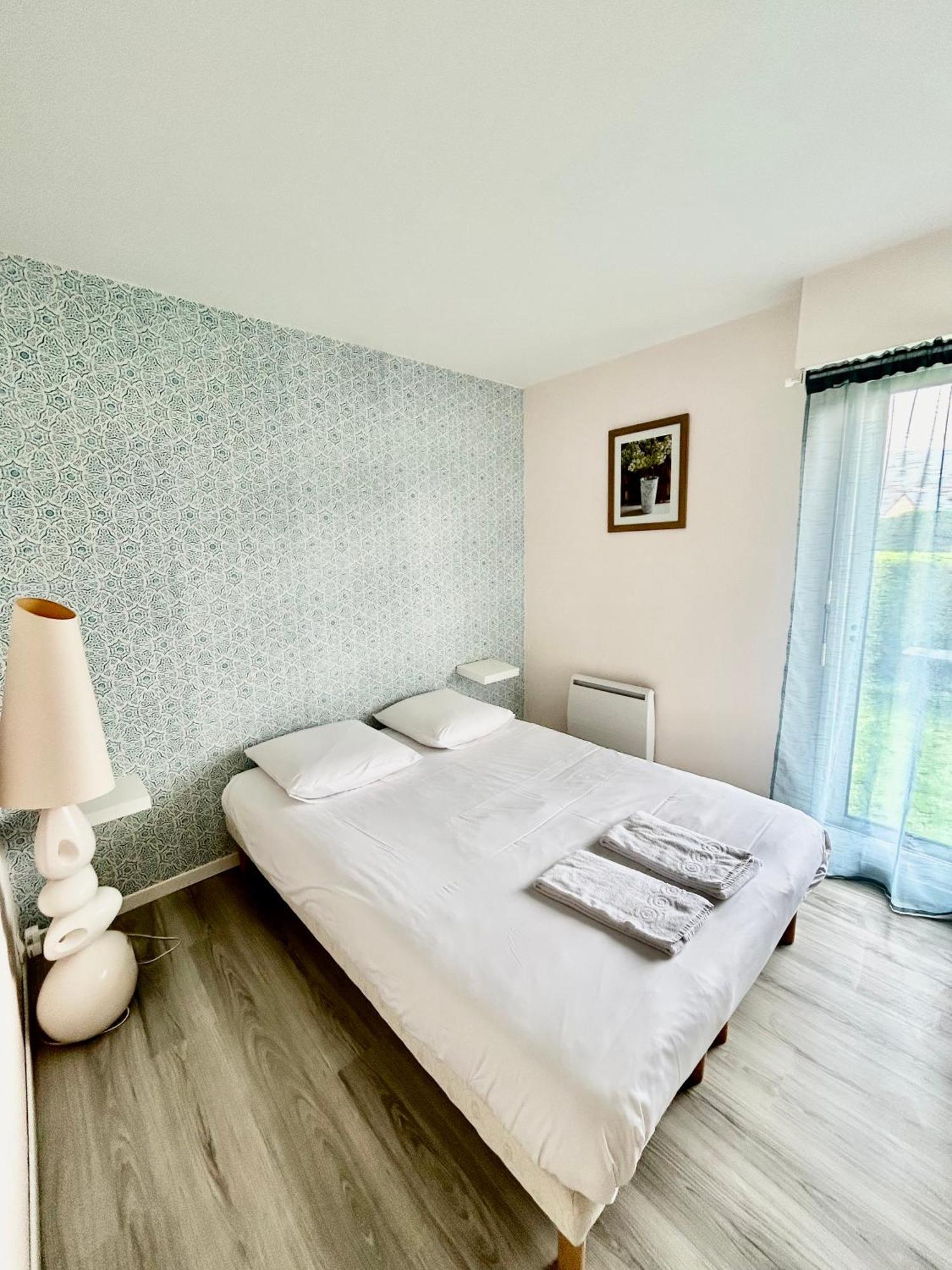 Superbe Appartement Avec Jardin Ensoleille Blonville-sur-Mer Luaran gambar